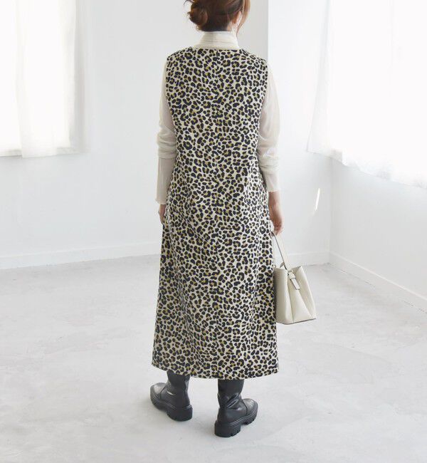 quaranciel「quaranciel:〈手洗い可能〉アニマル サイドボタン Vネック ワンピース」|ワンピース|