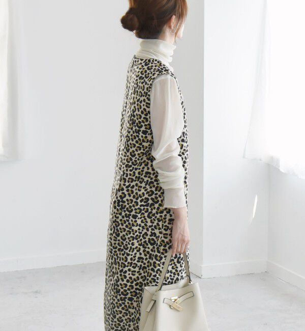 quaranciel「quaranciel:〈手洗い可能〉アニマル サイドボタン Vネック ワンピース」|ワンピース|