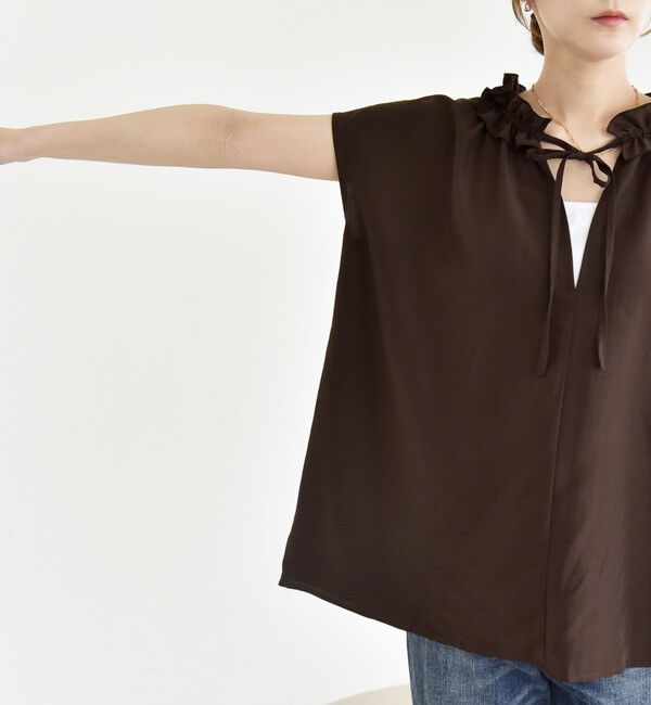 quaranciel「《追加予約》quaranciel:〈洗濯機可能〉フリルカラー リボン フレンチスリーブ ブラウス」|シャツ・ブラウス|