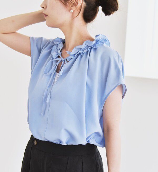 quaranciel「《追加予約》quaranciel:〈洗濯機可能〉フリルカラー リボン フレンチスリーブ ブラウス」|シャツ・ブラウス|