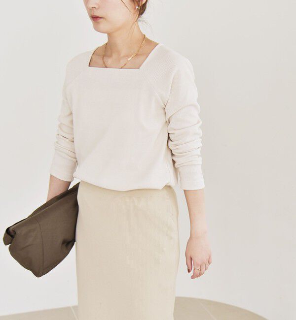 quaranciel「quaranciel:〈洗濯機可能〉ポリエステル ベロア スクエア ネック プルオーバー」|Tシャツ・カットソー|