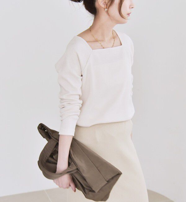 quaranciel「quaranciel:〈洗濯機可能〉ポリエステル ベロア スクエア ネック プルオーバー」|Tシャツ・カットソー|