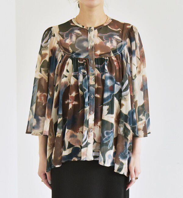 quaranciel「quaranciel:〈洗濯機可能〉シアー フラワー プリント ノーカラー ヨーク シャツ ブラウス」|シャツ・ブラウス|