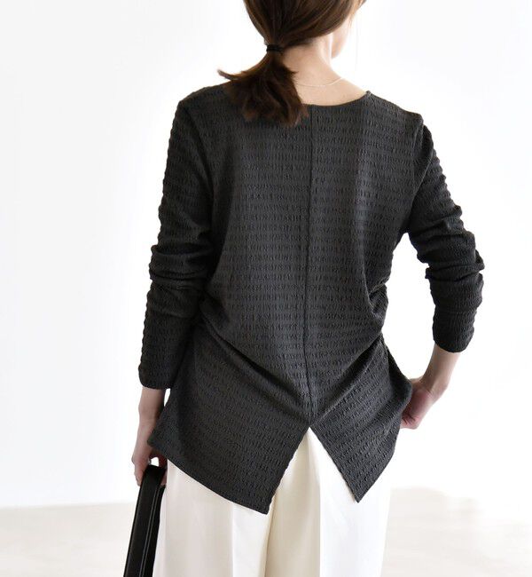 quaranciel「quaranciel:〈洗濯機可能〉ジャカード ジャージー Vネック ギャザー カーディガン」|カーディガン|