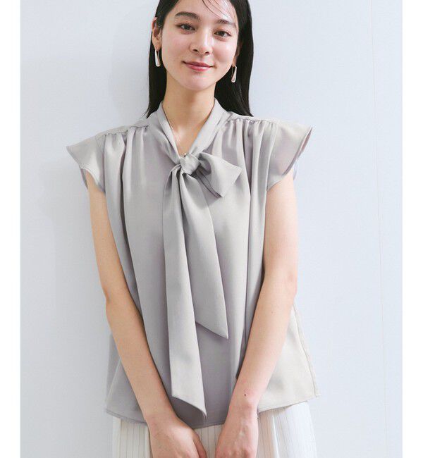 VIS「【WEB限定】【防シワ】フリルフレンチボウタイブラウス/通勤対応」|シャツ・ブラウス|