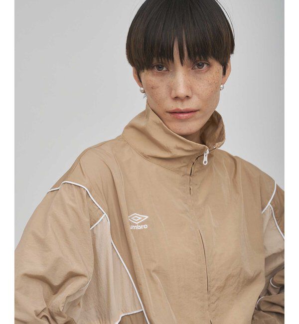  「《追加》【umbro&times;Whim Gazette】 スタンドカラーブルゾン」|ブルゾン・スタジャン|