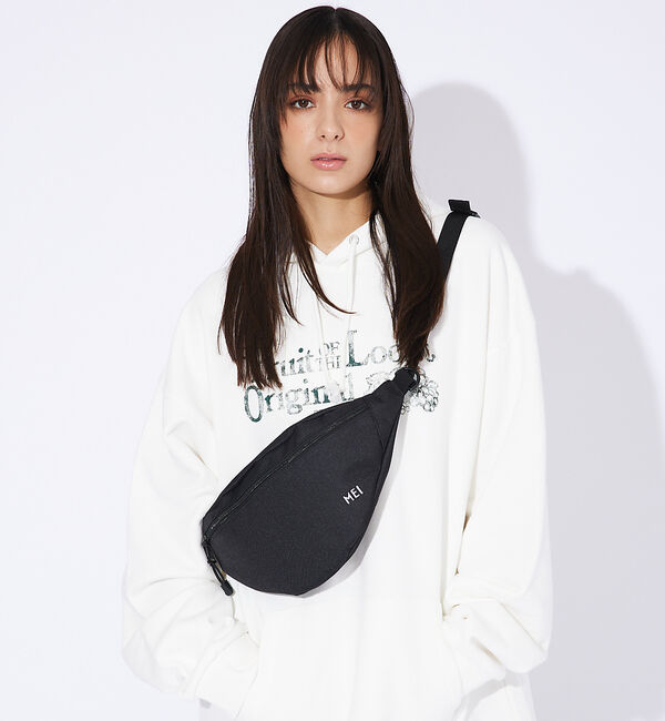 ABAHOUSE「【MEI / メイ】ロゴ刺繍-STANDARD MOON SHOULDER」|ショルダー・メッセンジャー|ブラック