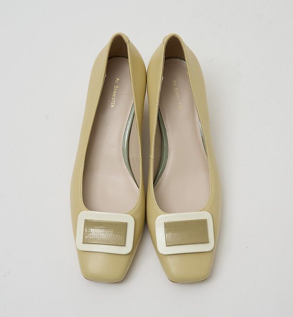 AU BANNISTER「スクエアモチーフパンプス」|パンプス|イエロー