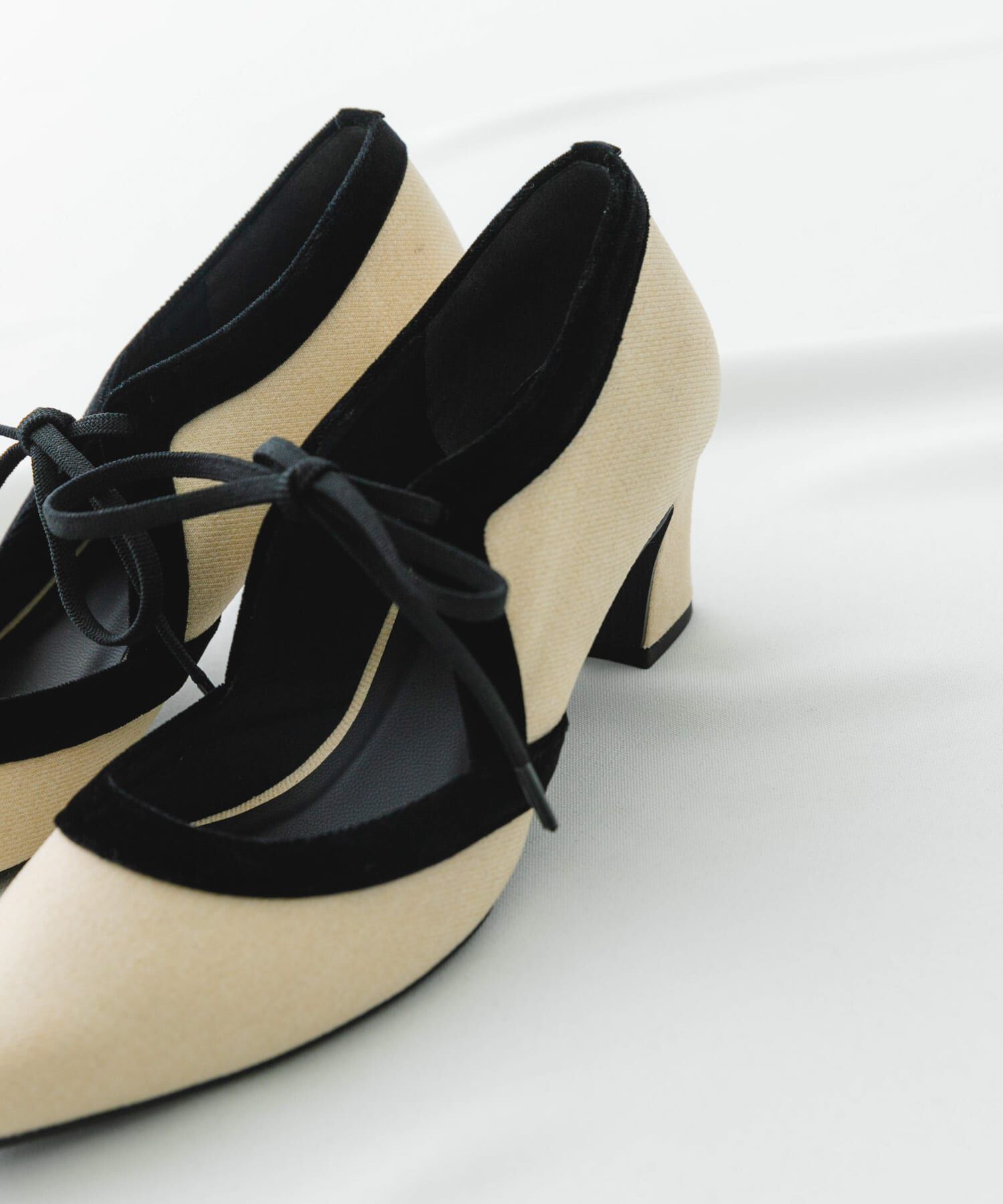 RODE SKO「『MADE IN JAPAN』チャンキーヒールリボンパンプス」|パンプス|