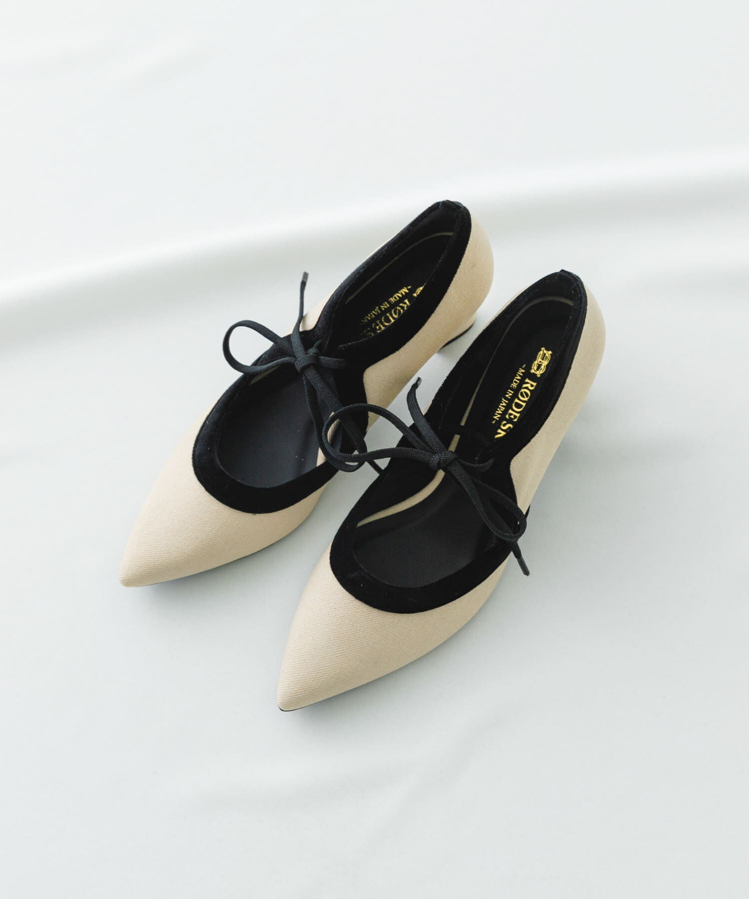 RODE SKO「『MADE IN JAPAN』チャンキーヒールリボンパンプス」|パンプス|