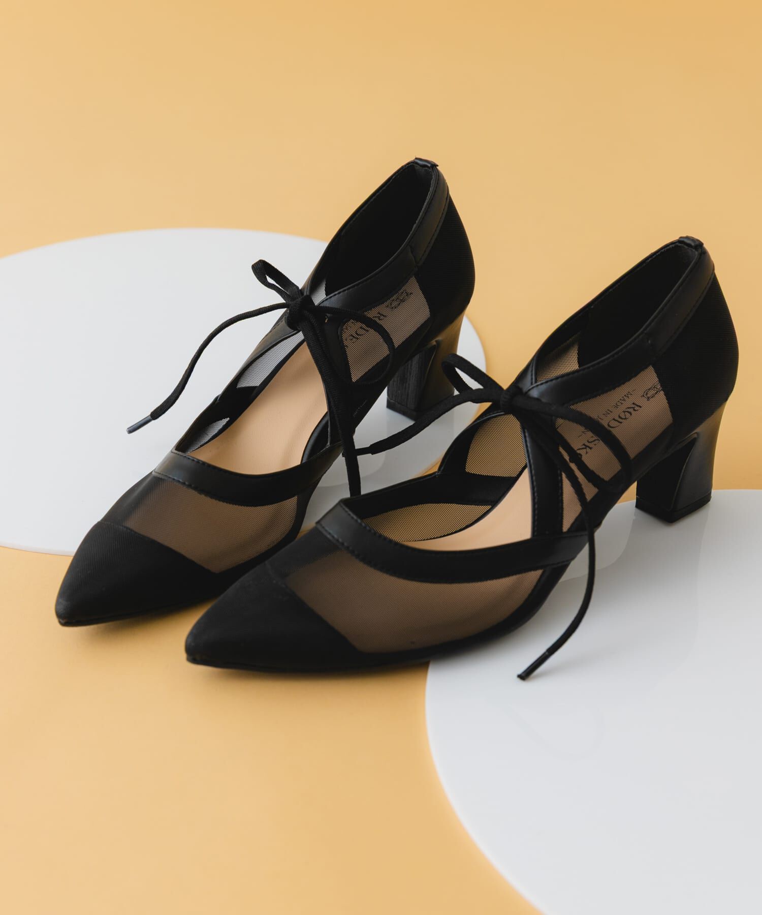 RODE SKO「『MADE IN JAPAN』チャンキーヒールリボンパンプス」|パンプス|