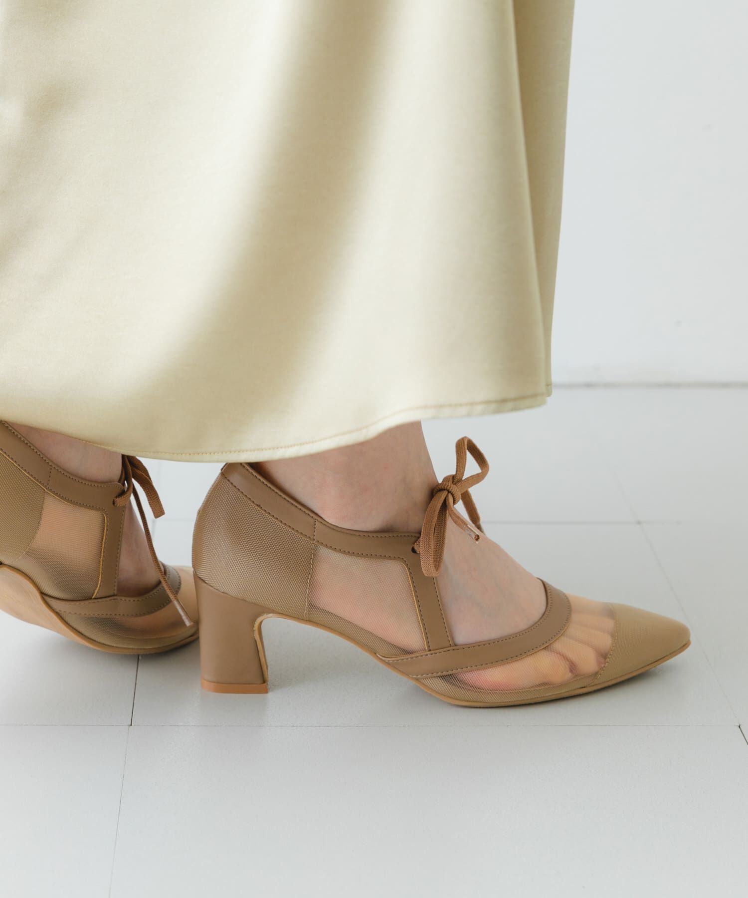 RODE SKO「『MADE IN JAPAN』チャンキーヒールリボンパンプス」|パンプス|