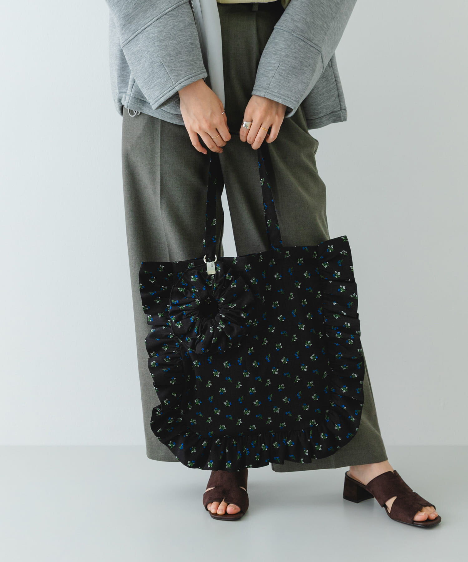 RODE SKO「シュシュセットサイドフリルトート」|トートバッグ|