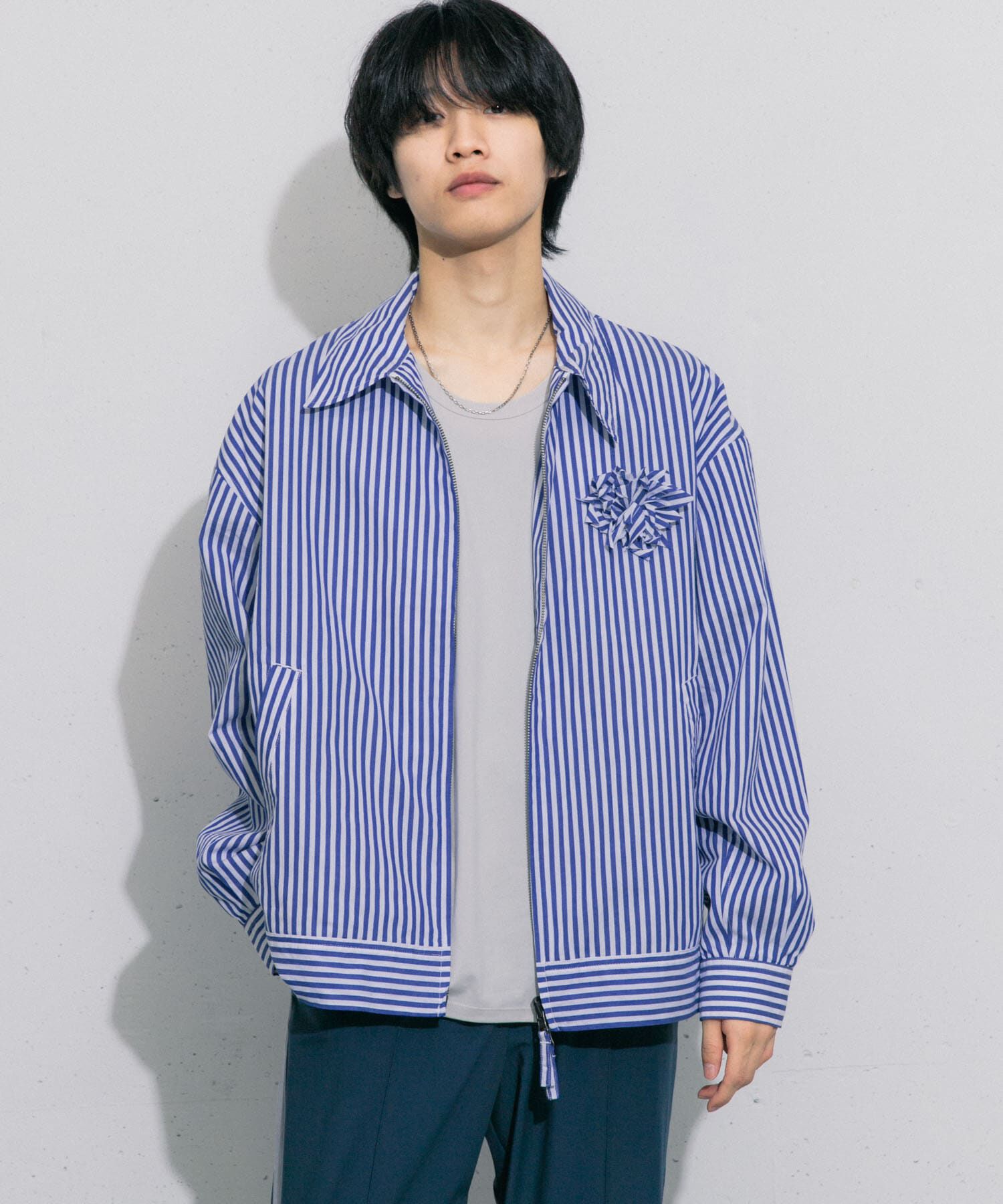 SENSE OF PLACE by URBAN RESEARCH「hxcyyd &times; SOP　ストライプフラワーコサージュシャツブルゾン(UNISEX)」|ブルゾン・スタジャン|