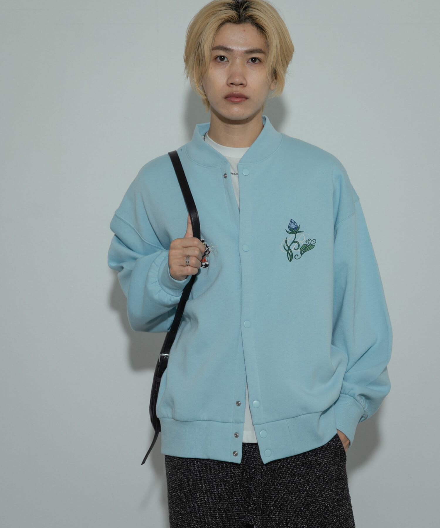 SENSE OF PLACE by URBAN RESEARCH「シシュウスウェットブルゾン」|ブルゾン・スタジャン|