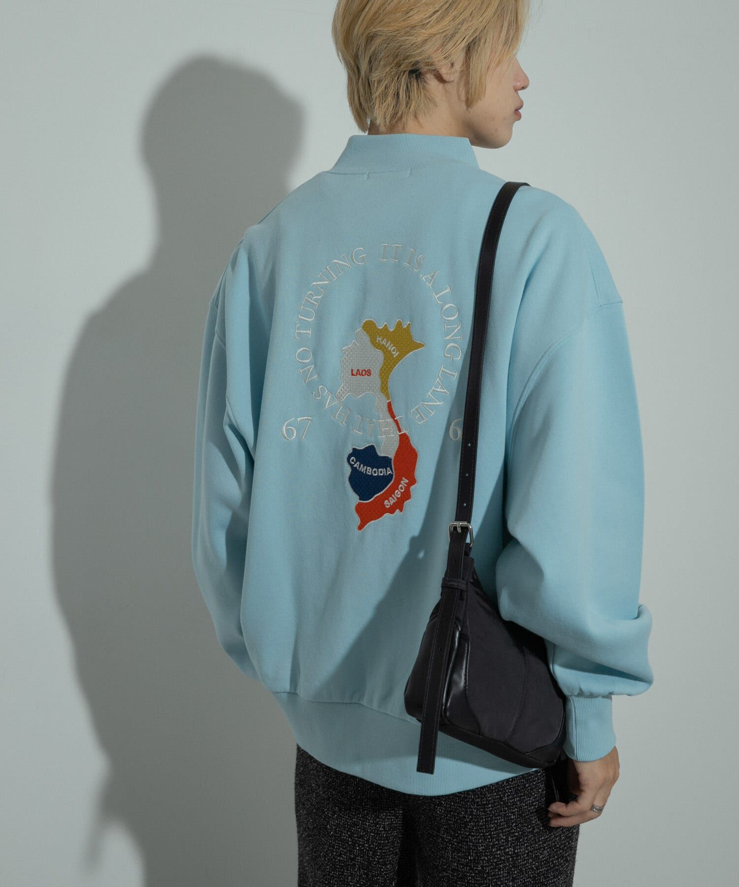 SENSE OF PLACE by URBAN RESEARCH「シシュウスウェットブルゾン」|ブルゾン・スタジャン|