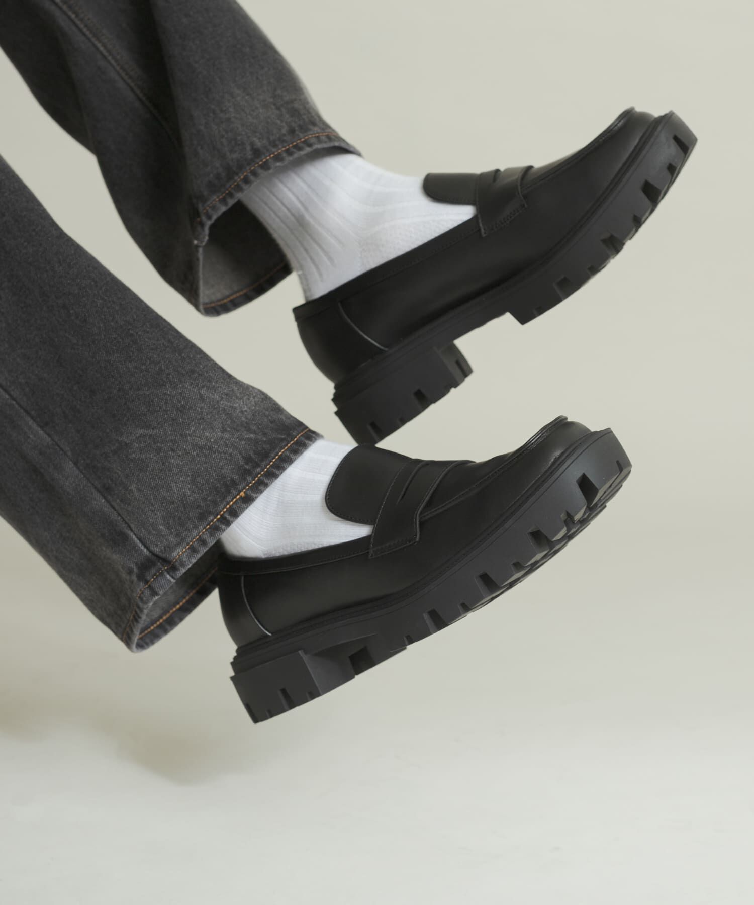 SENSE OF PLACE by URBAN RESEARCH「トラックソールコインローファー」|ローファー|