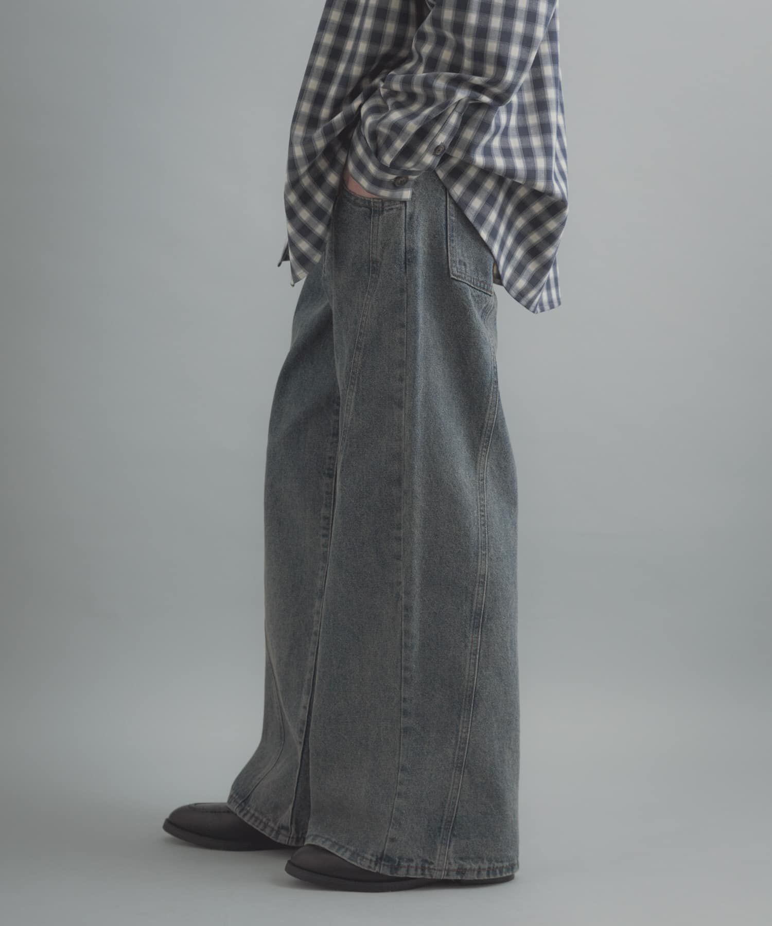 SENSE OF PLACE by URBAN RESEARCH「『ユニセックス』ケミカルバギーワイドデニムパンツ」|デニム|