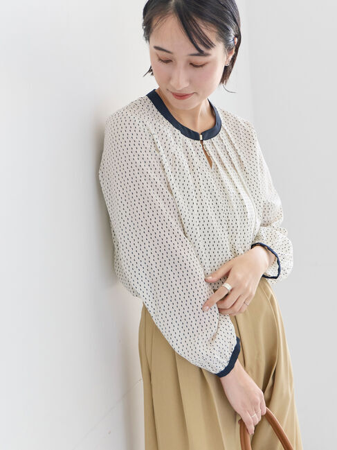 Te chichi「スクエアチャームフロントタックブラウス」|シャツ・ブラウス|キナリ