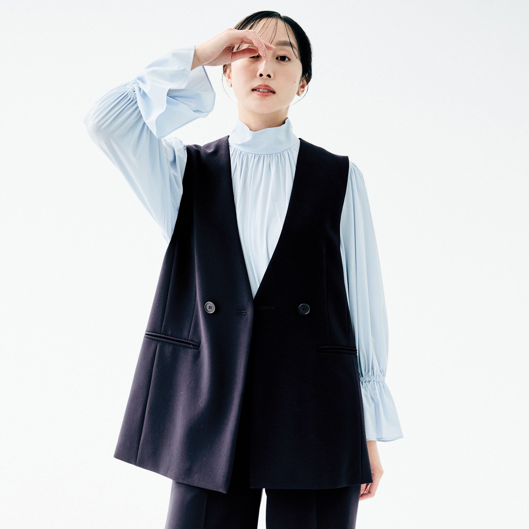 UNTITLED「【洗える/ストレッチ性/セットアップ可】バックラッフルジレ」|ベスト・ジレ|ネイビー(094)