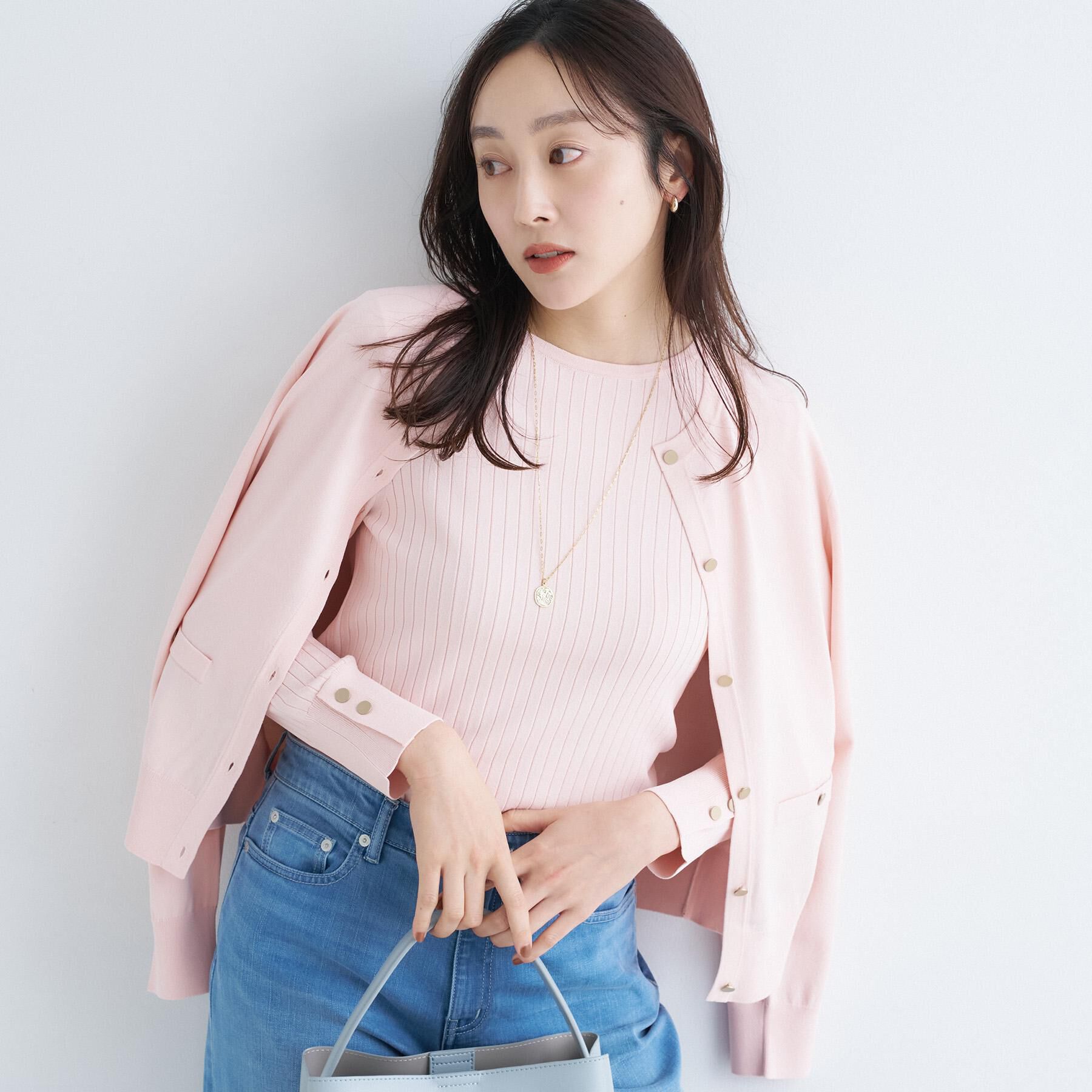 UNTITLED「【アンサンブル可/洗える】クルーネックニットカーディガン」|カーディガン|ピンク(071)