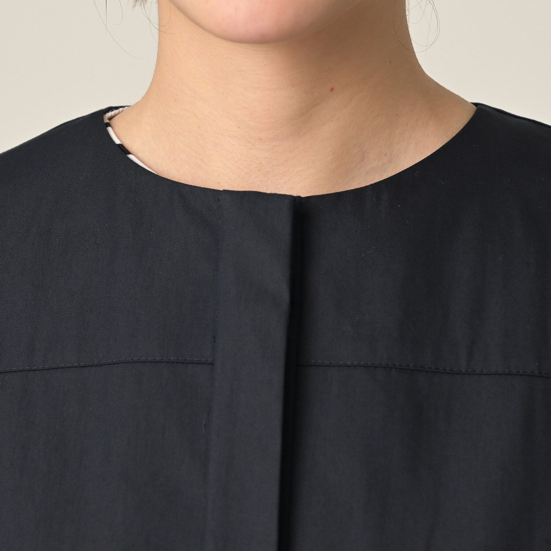 UNTITLED「ライトコットンミリタリーコート」|ノーカラーコート|