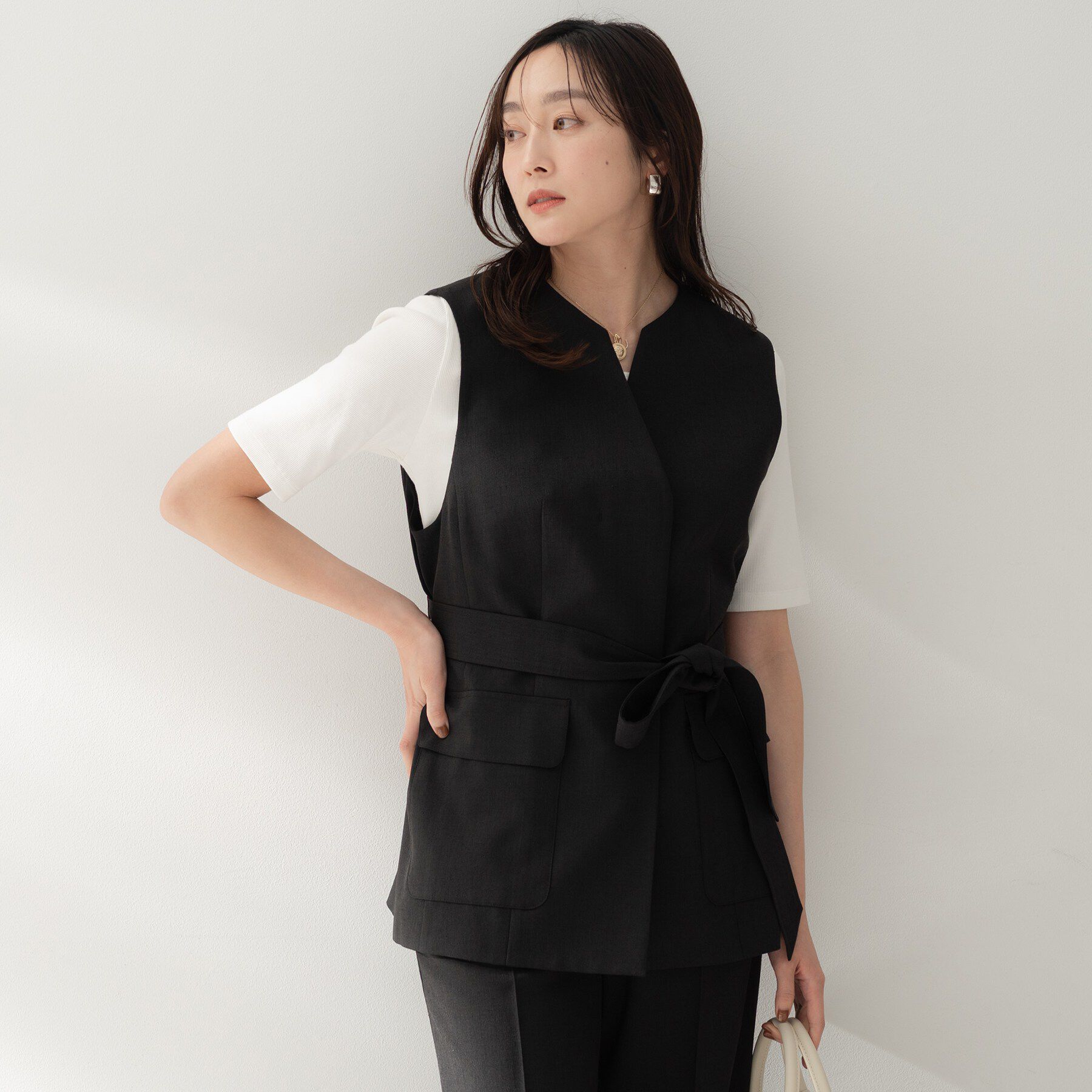 UNTITLED「スラブキーネックジレ」|ベスト・ジレ|ブラック(019)