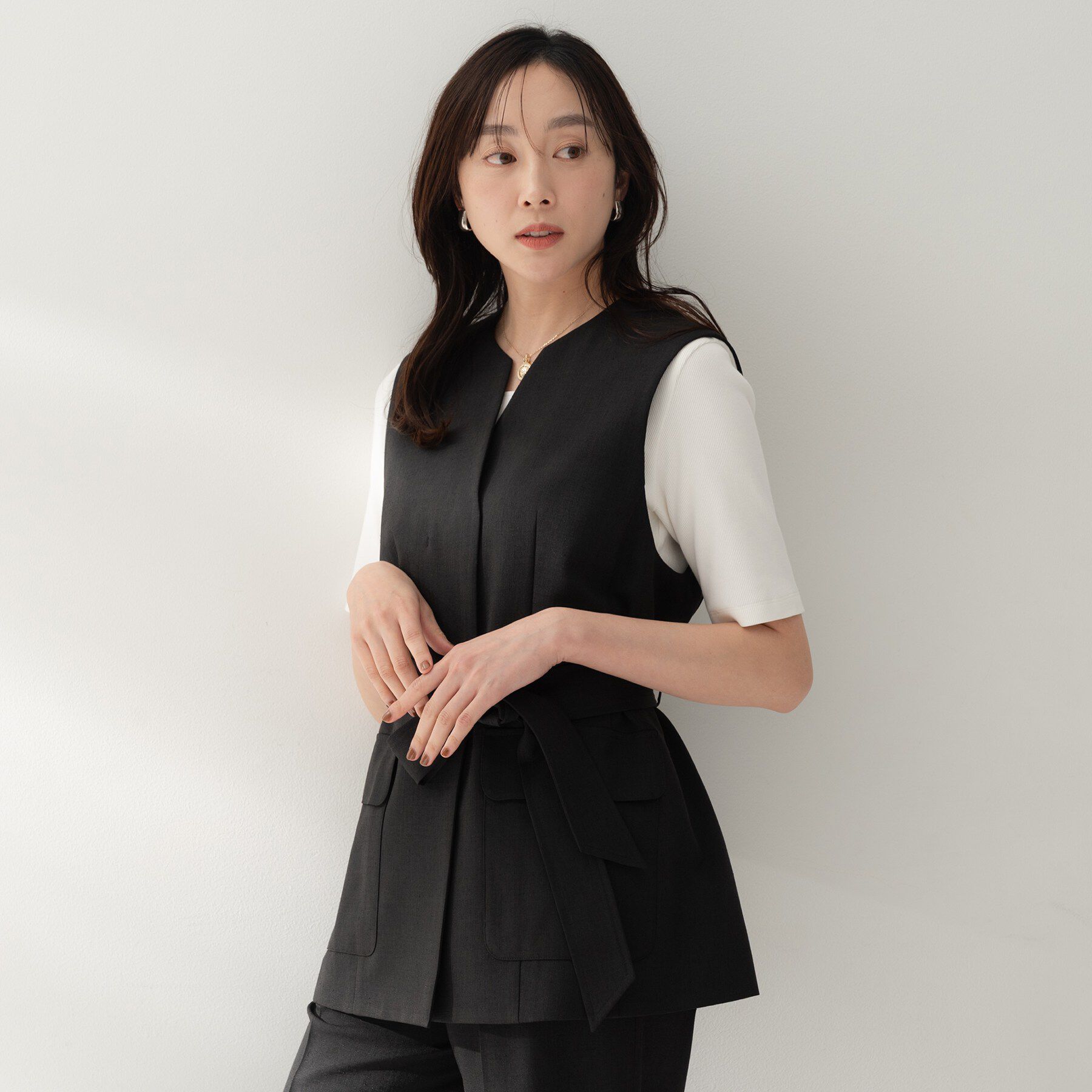 UNTITLED「スラブキーネックジレ」|ベスト・ジレ|