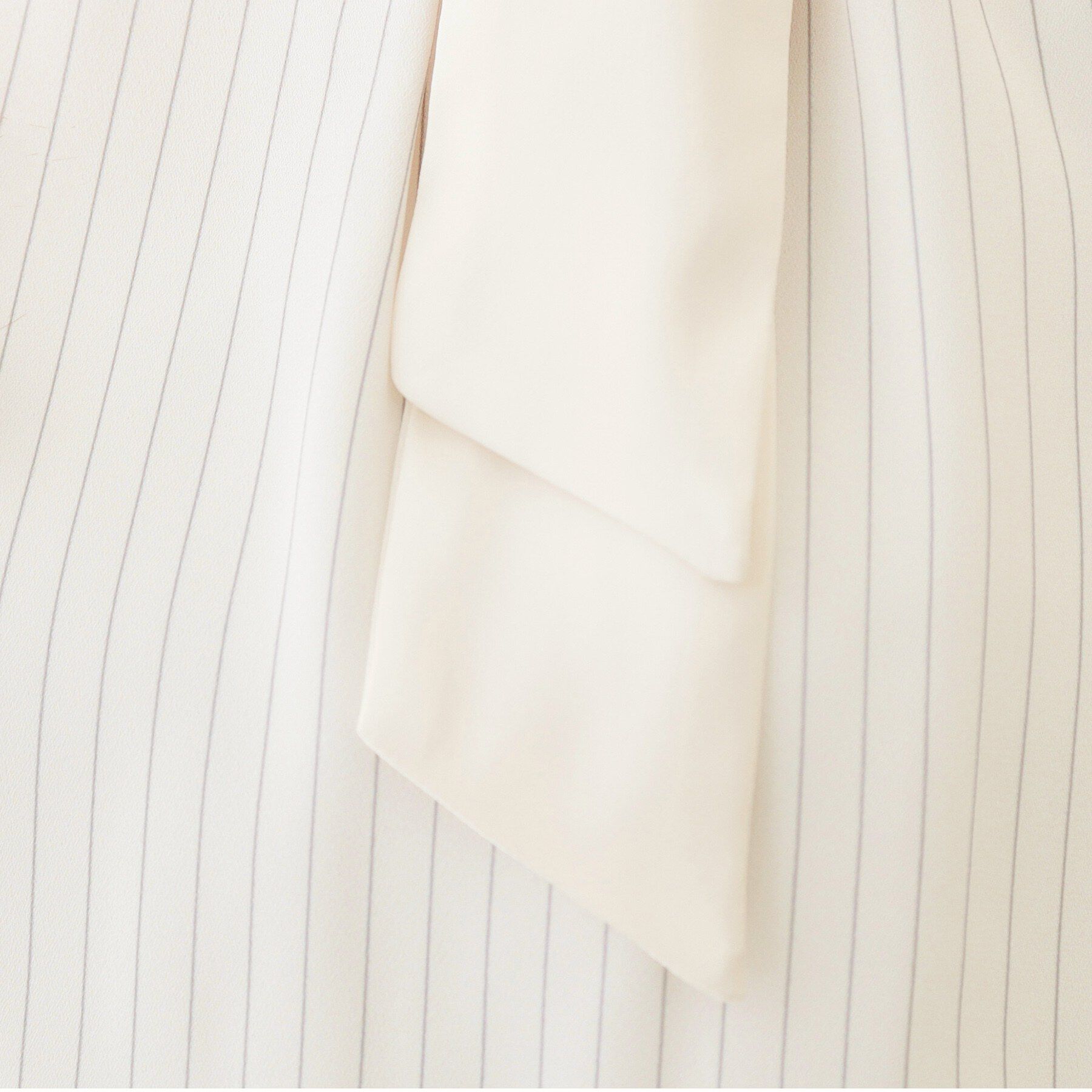 index「アシメボウタイブラウス【洗濯機OK/イージーアイロン】」|シャツ・ブラウス|