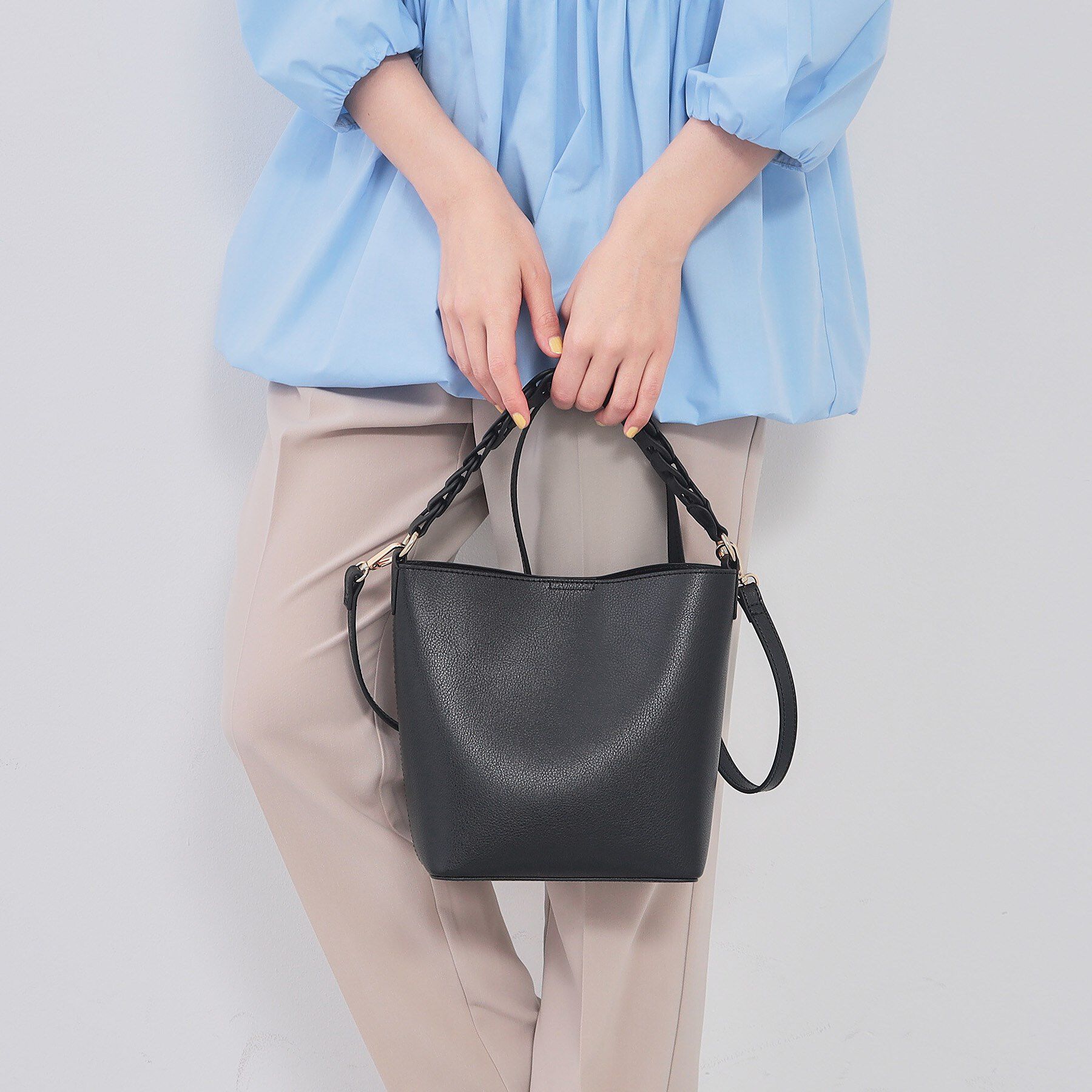 OPAQUE.CLIP「【2WAY】デザインハンドルバッグ」|ショルダー・メッセンジャー|