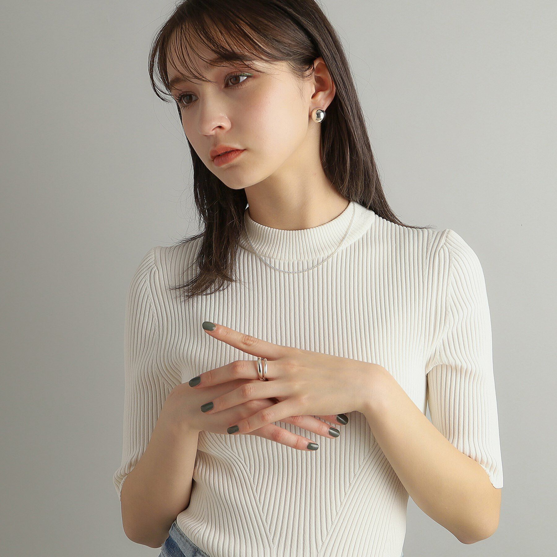 COCOSHNIK ONKITSCH「シルバー ハギーピアス ボールL」|ピアス|