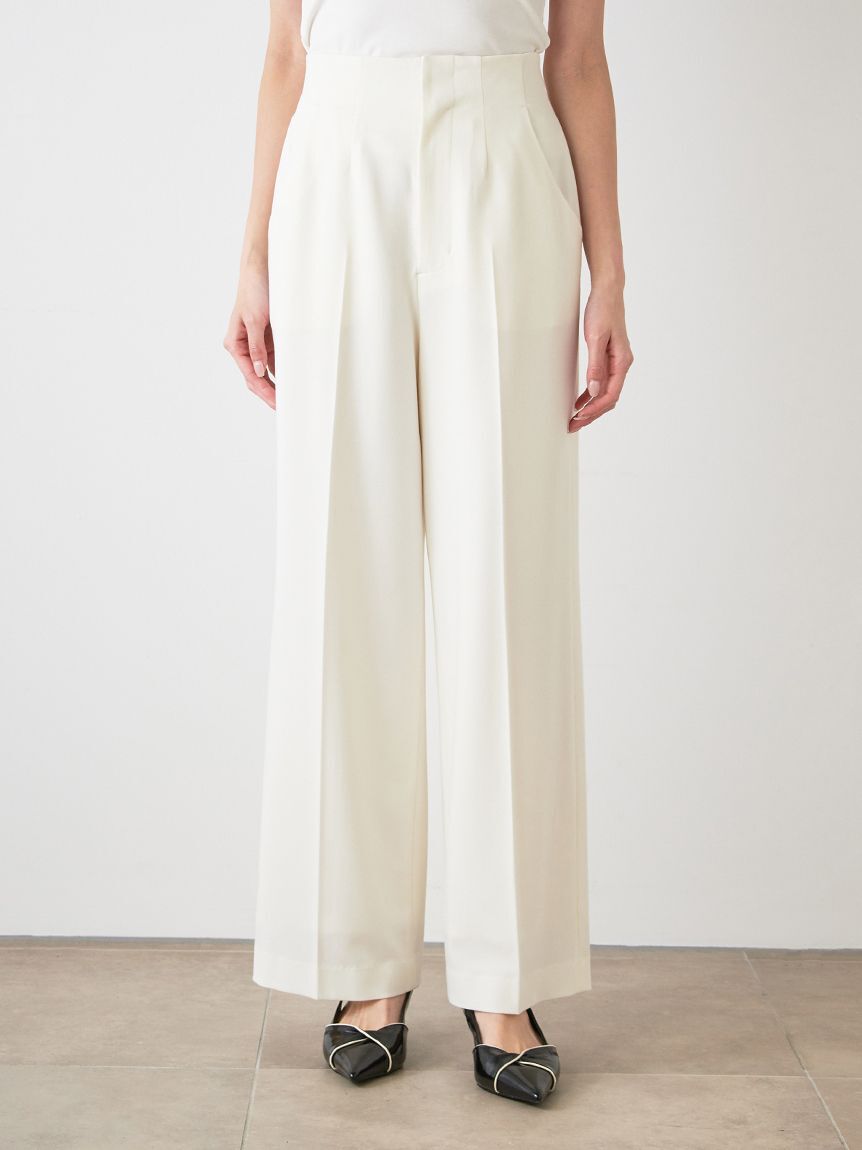 SNIDEL「Sustainableハイウエストストレートパンツ」|チノ|