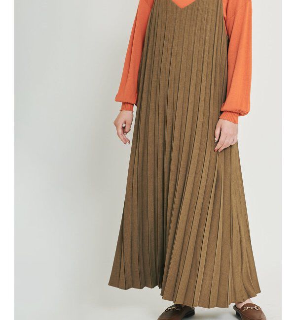 IKKA LOUNGE「&radic;M ルートエム プリーツワンピース」|ワンピース|