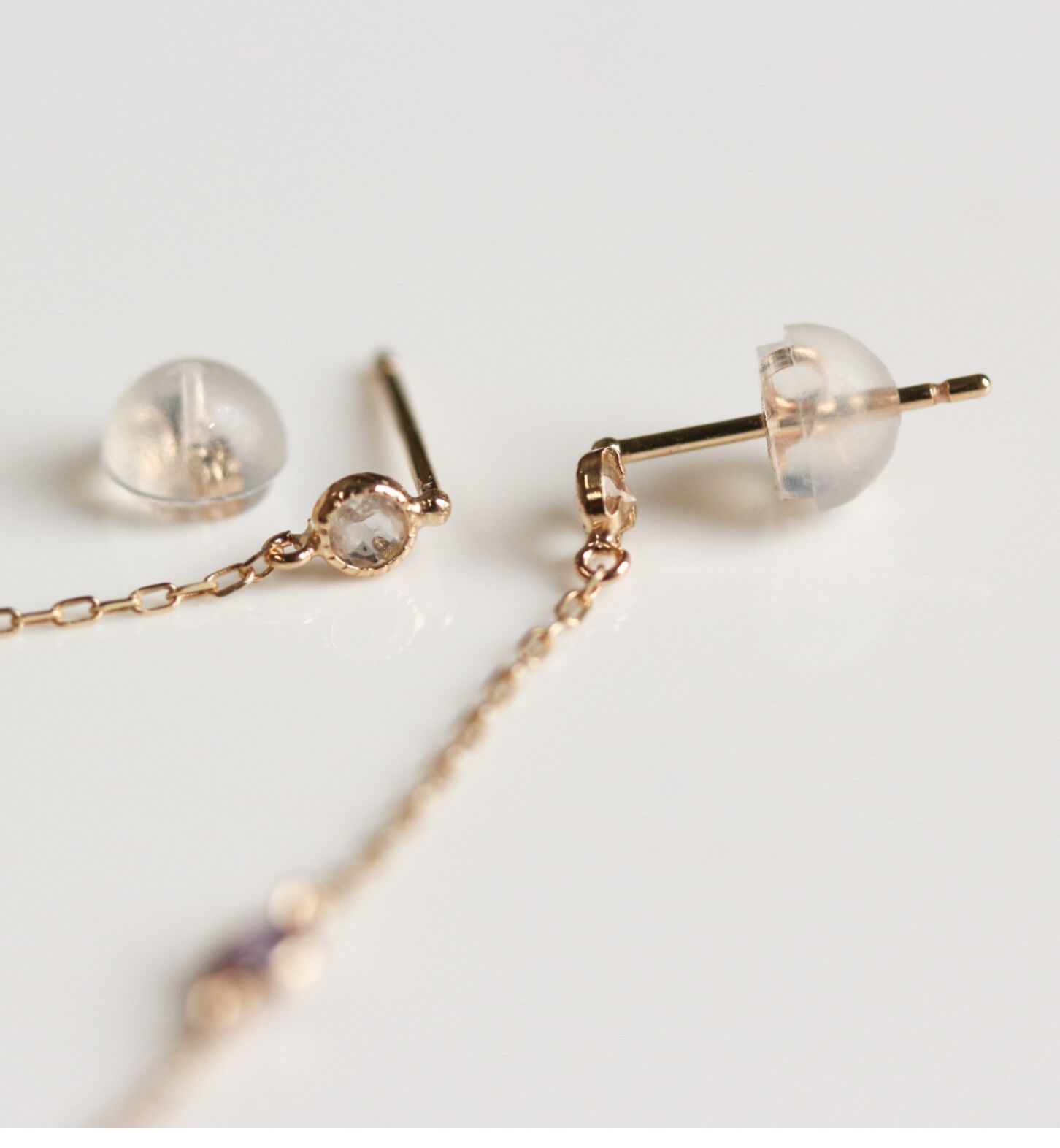  「マルチカラーストーン ロング ピアス | K10YG」|ピアス|