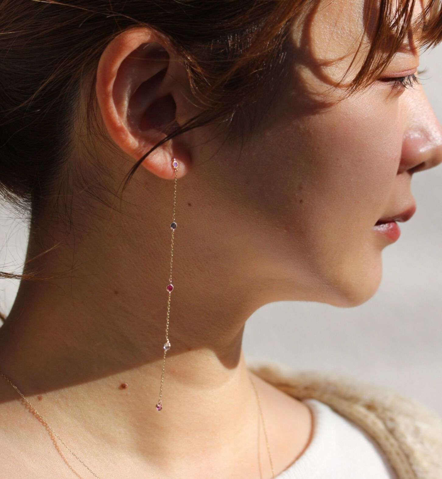  「マルチカラーストーン ロング ピアス | K10YG」|ピアス|
