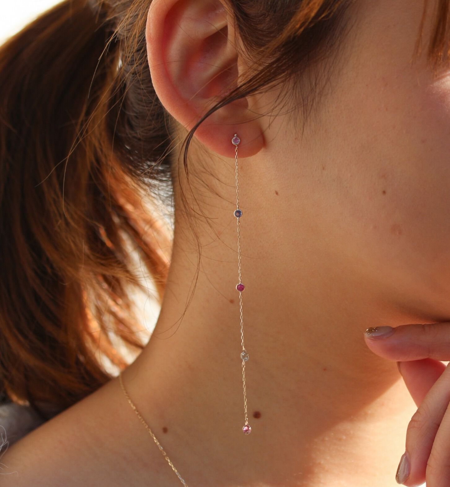  「マルチカラーストーン ロング ピアス | K10YG」|ピアス|