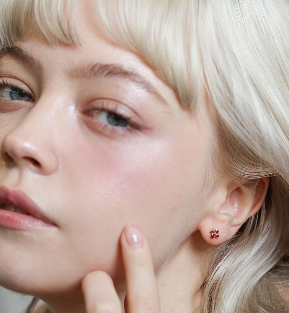  「ルビー フラワー ピアス | K10YG」|ピアス|