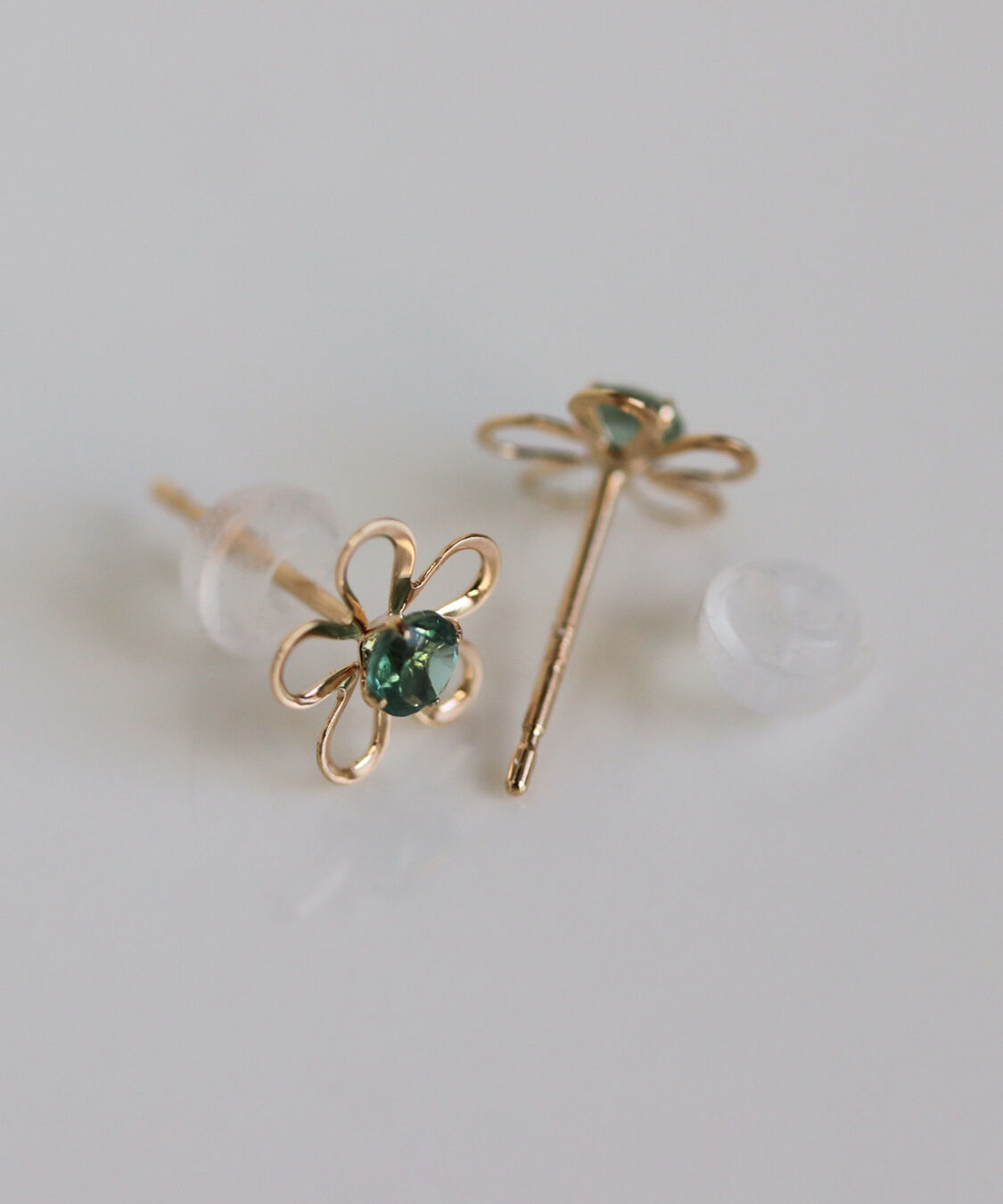  「カラーストーン フラワー ピアス | K10YG」|ピアス|