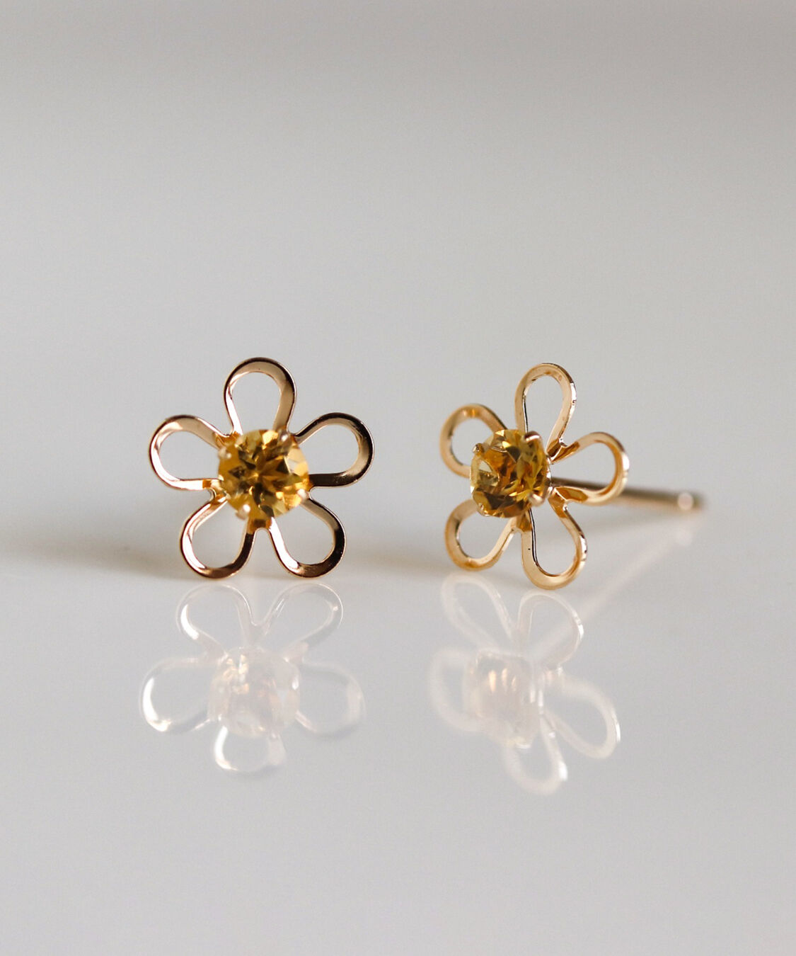  「カラーストーン フラワー ピアス | K10YG」|ピアス|