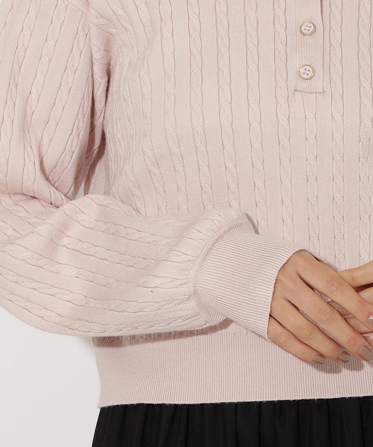 アンドクチュール「シャツ襟ケーブルニット」|ニット・セーター|