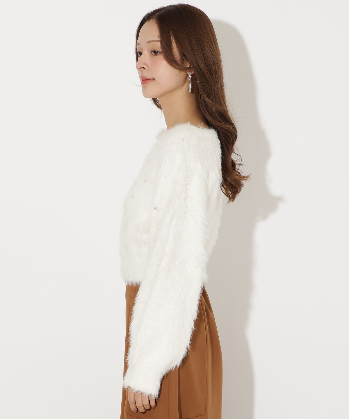 アンドクチュール「ビジューフェザーニットプルオーバー」|ニット・セーター|