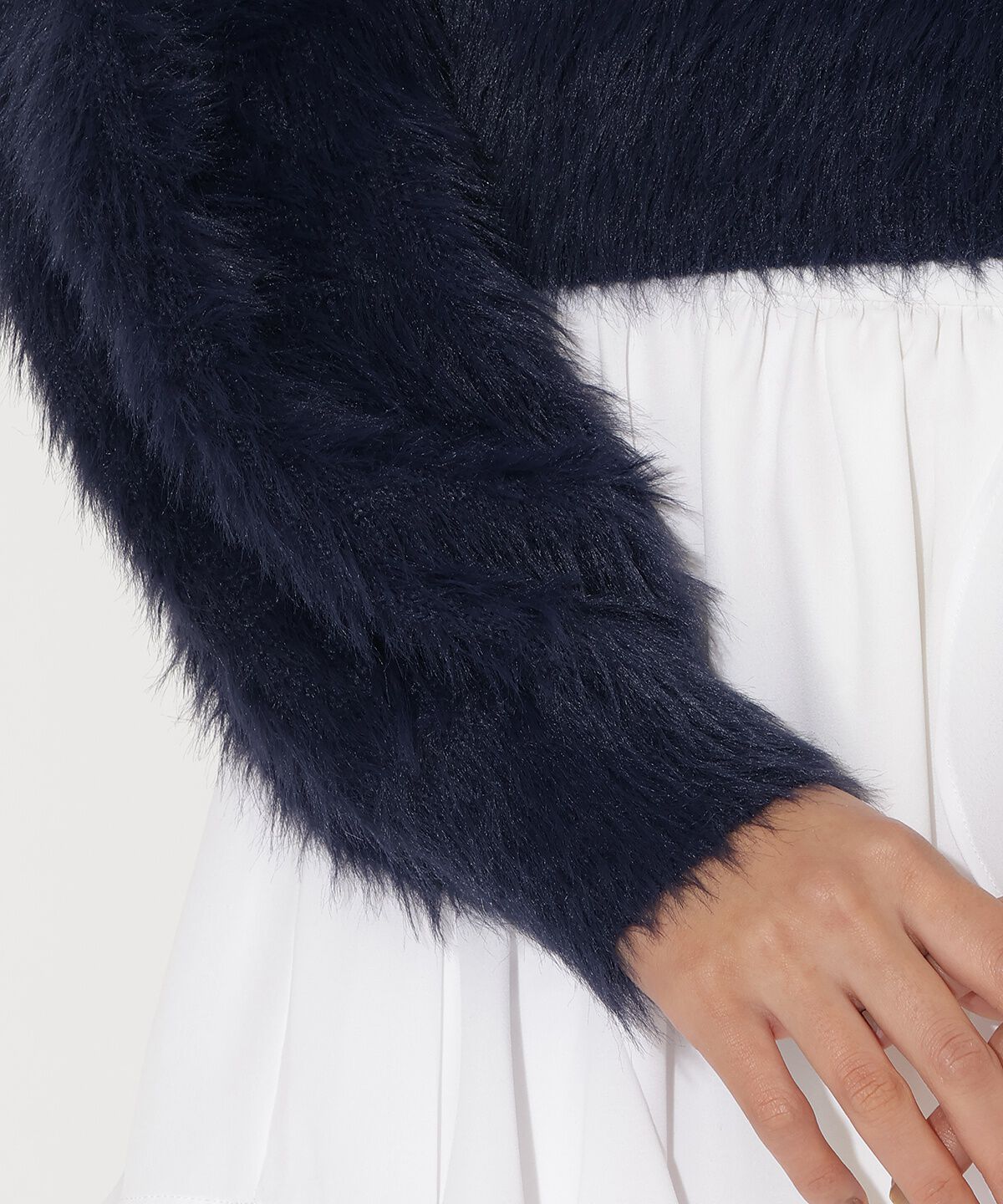 アンドクチュール「ビジューフェザーニットプルオーバー」|ニット・セーター|