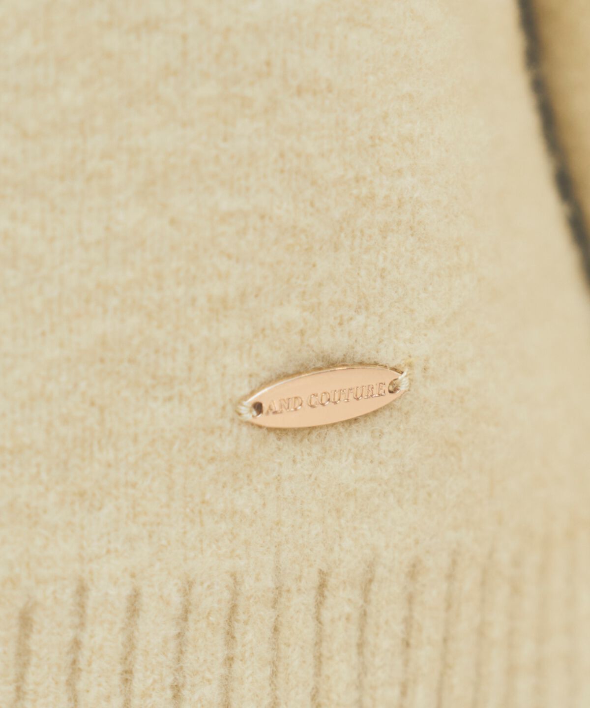 アンドクチュール「ZIPビッグカラープルオーバー」|ニット・セーター|