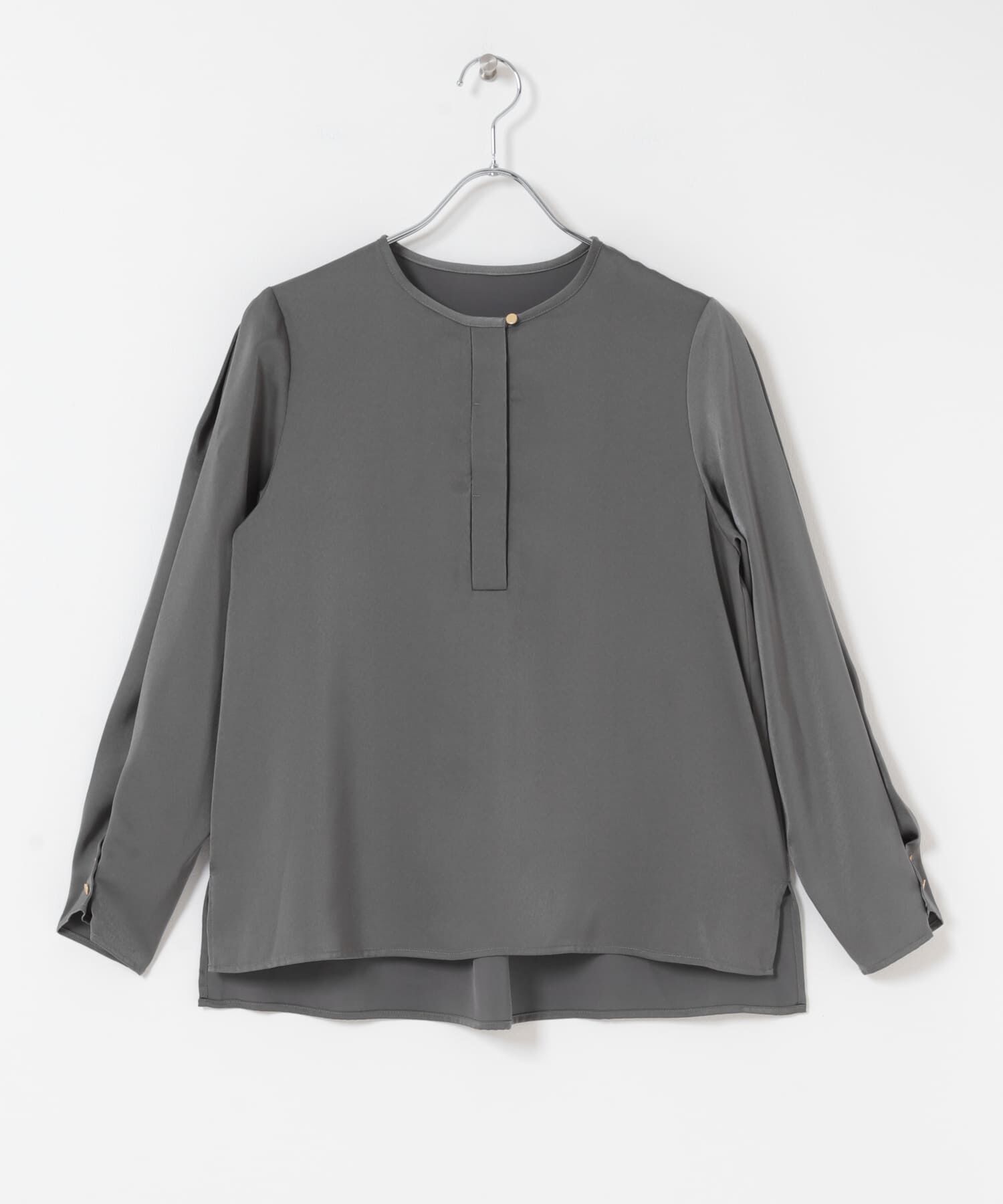 URBAN RESEARCH ROSSO「ピーチサテンデザインスリーブブラウス」|シャツ・ブラウス|