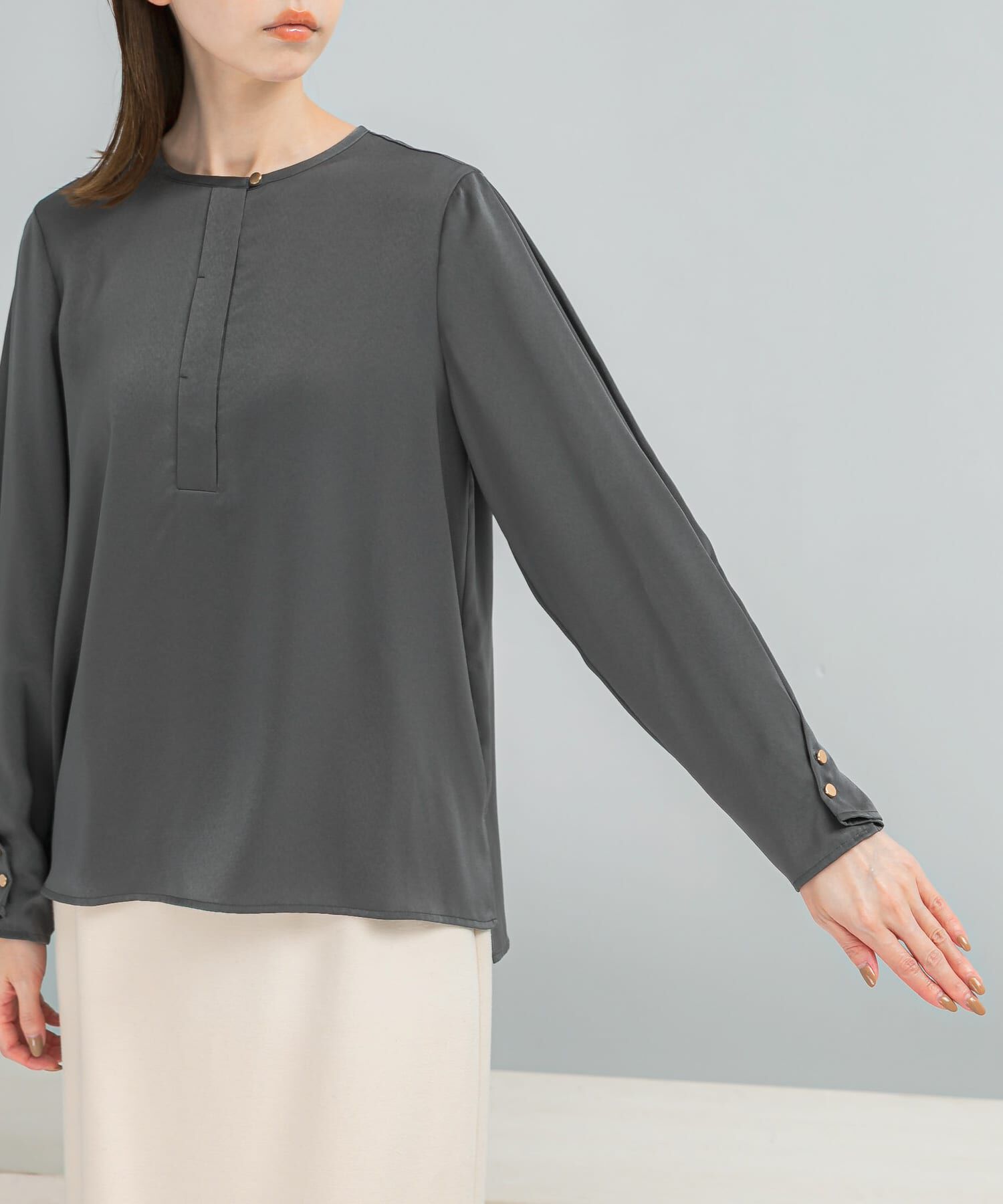 URBAN RESEARCH ROSSO「ピーチサテンデザインスリーブブラウス」|シャツ・ブラウス|