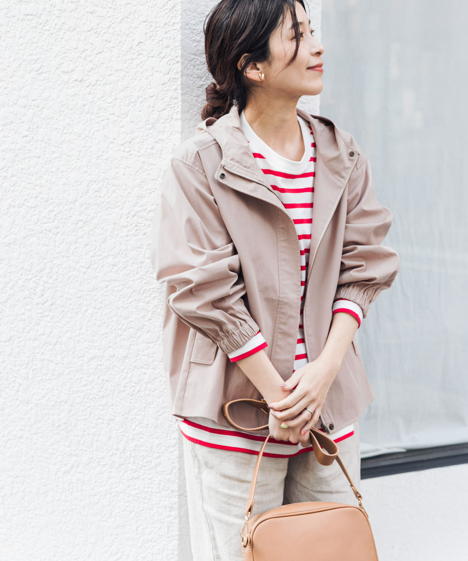 URBAN RESEARCH DOORS「撥水バックギャザーフードジャケット」|ノーカラーコート|