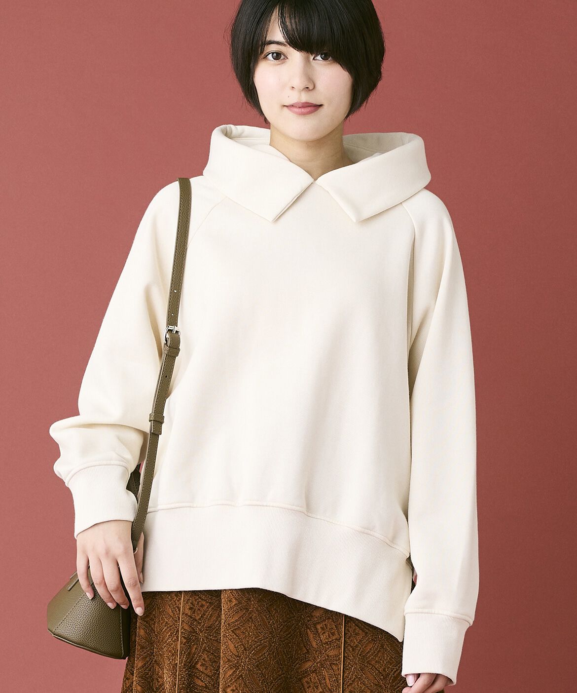 INED「《INED CLARO》裏起毛フーディ」|パーカー|アイボリー2