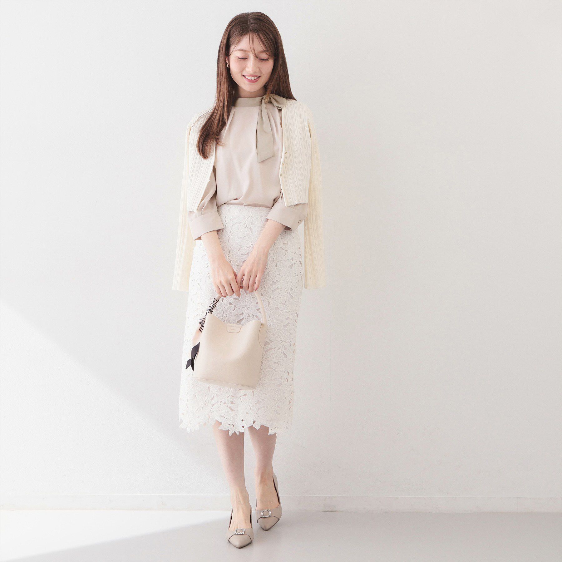 index「アシメボウタイブラウス【洗濯機OK/イージーアイロン】」|シャツ・ブラウス|