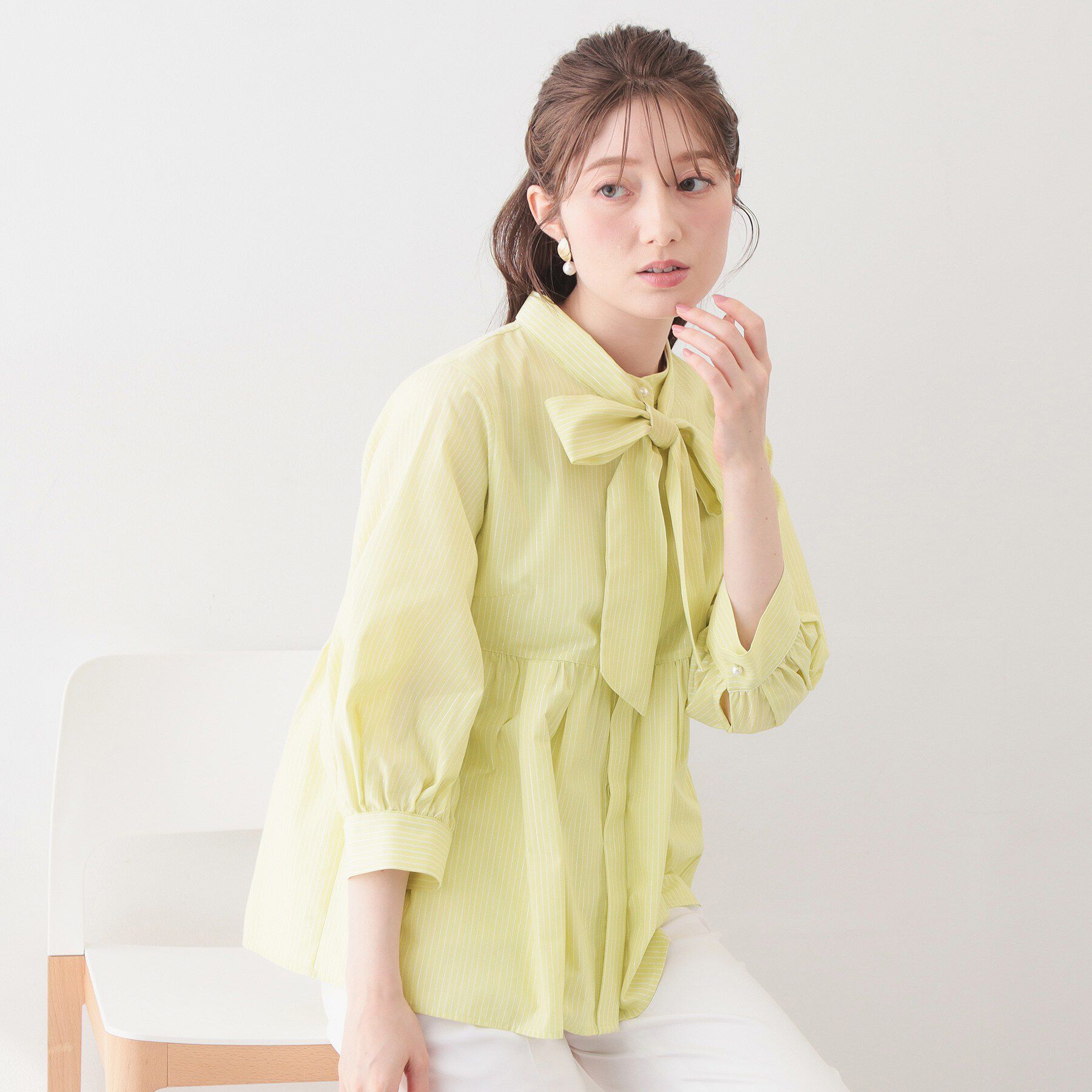 index「2WAYペプラムブラウス/ボウタイ取り外し可【洗濯機OK/イージーアイロン/防シワ】《XS～LL/8」|シャツ・ブラウス|