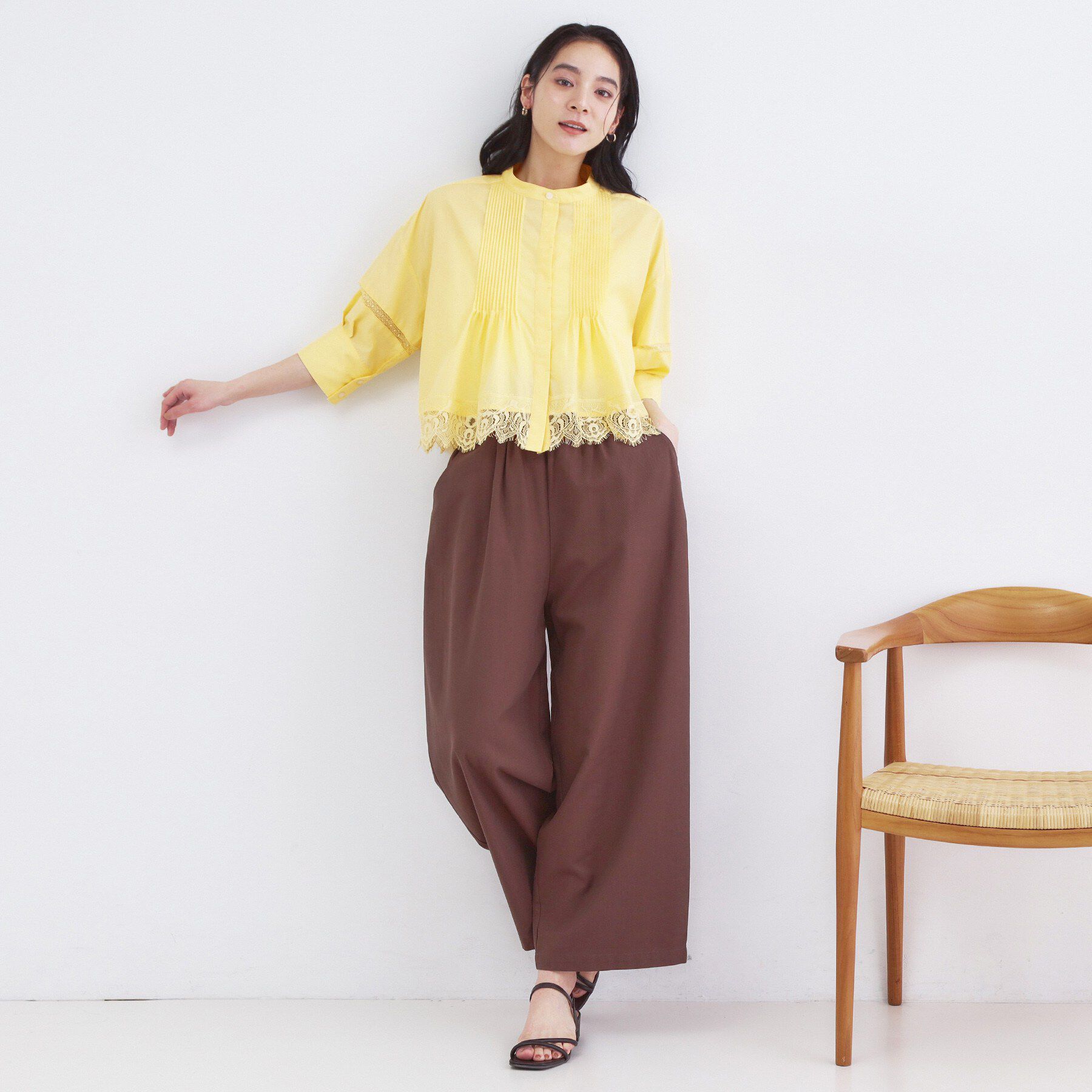 OPAQUE.CLIP「裾レース使いピンタックショートシャツ【洗濯機OK】」|シャツ・ブラウス|